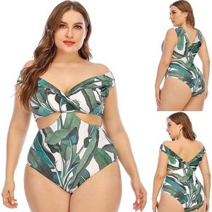 Banana Leaf cutout one piece swimsuit XL (true to size) NIP